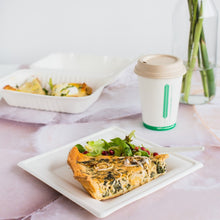 Cargar imagen en el visor de la galería, Plato Cuadrado Caña de Azúcar 26x26cm (250 unid/caja)- (exclusivo online)