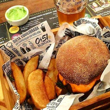 Cargar imagen en el visor de la galería, Papel Antigrasa Periodico 28x31cm