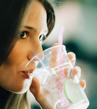 Cargar imagen en el visor de la galería, Vasos Transparentes Compostables 500ml (17oz)