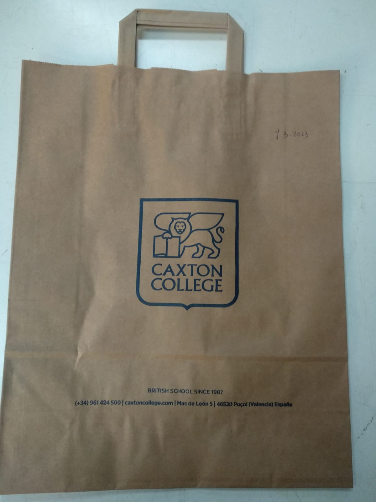 Bolsa Kraft Asa Plana L (32x16x35cm) (personalizada a 1 tinta- a 2 caras)- 1500 unidades