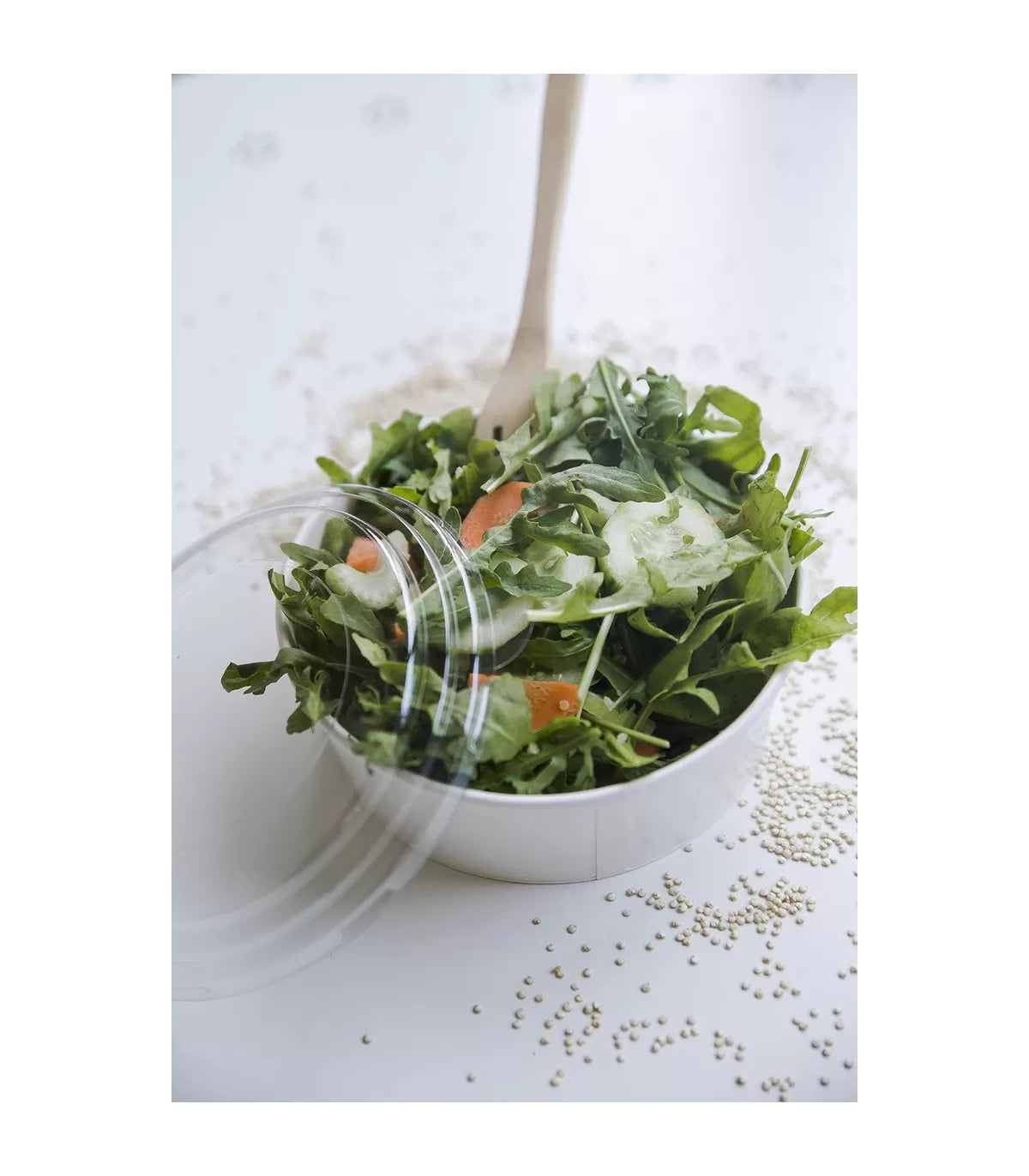 Ensaladera Blanca Cartón 500 ml + Tapa rPET Antivaho (200 unid/caja) (exclusivo online)