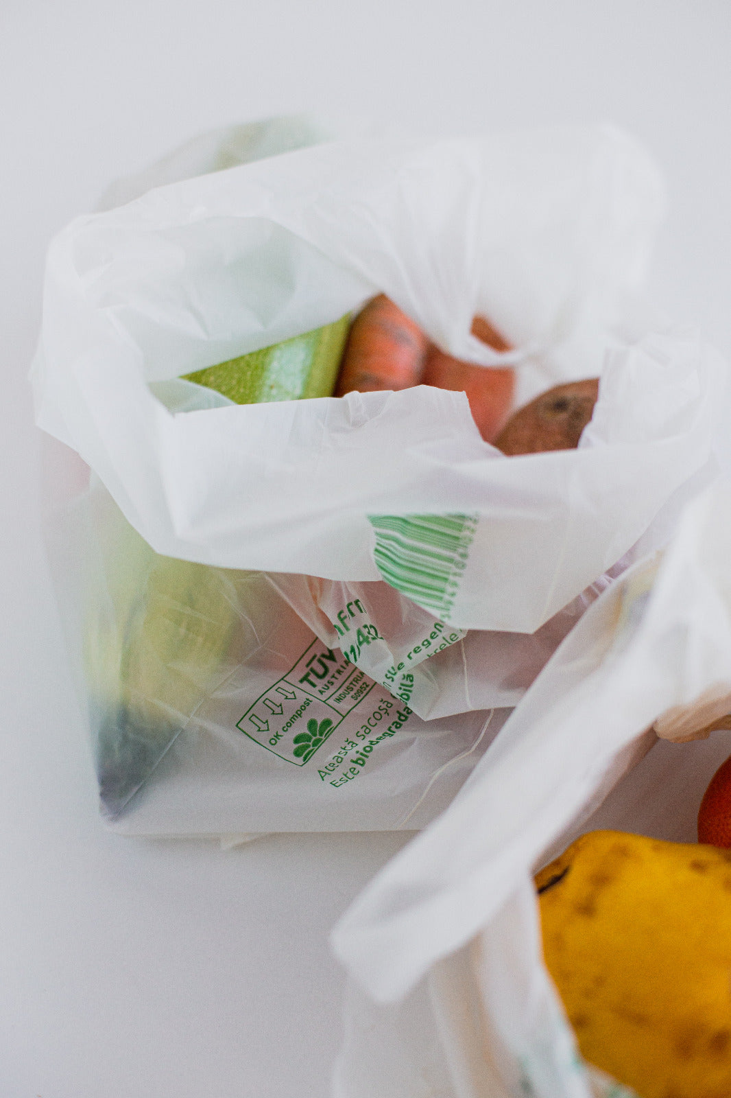 Bolsa Camiseta Compostable 47x22x13cm (alto x ancho x fuelle) 100 unid/rollo