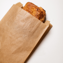 Load image into Gallery viewer, Laid Kraft Paper Pastry Bag 18+7x32cm
